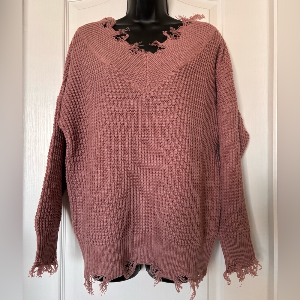 Zenana Frayed Hem Double V-neck Pink Sweater